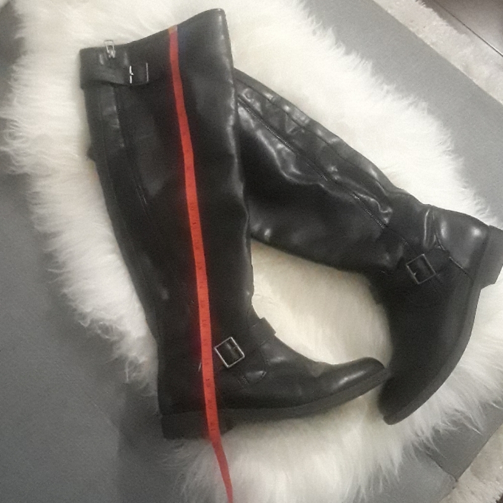 Knee high boots - Picture 5 of 5